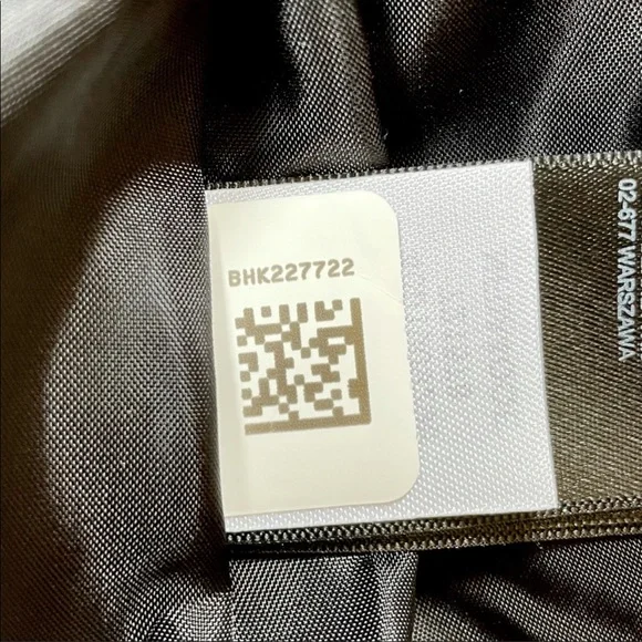 The North Face Women’s Gotham Down Jacket II In Black - Picture 6 of 8